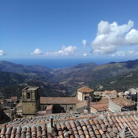 San Mauro CastelverdeCasa Vacanze Linaアパートメント エクステリア 写真