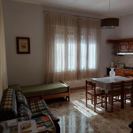San Mauro CastelverdeCasa Vacanze Linaアパートメント エクステリア 写真
