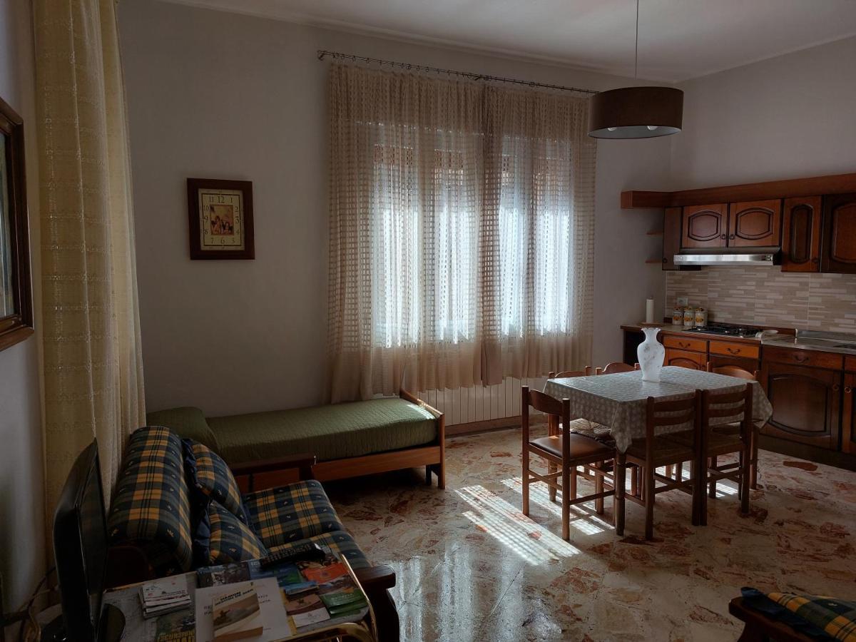 San Mauro CastelverdeCasa Vacanze Linaアパートメント エクステリア 写真